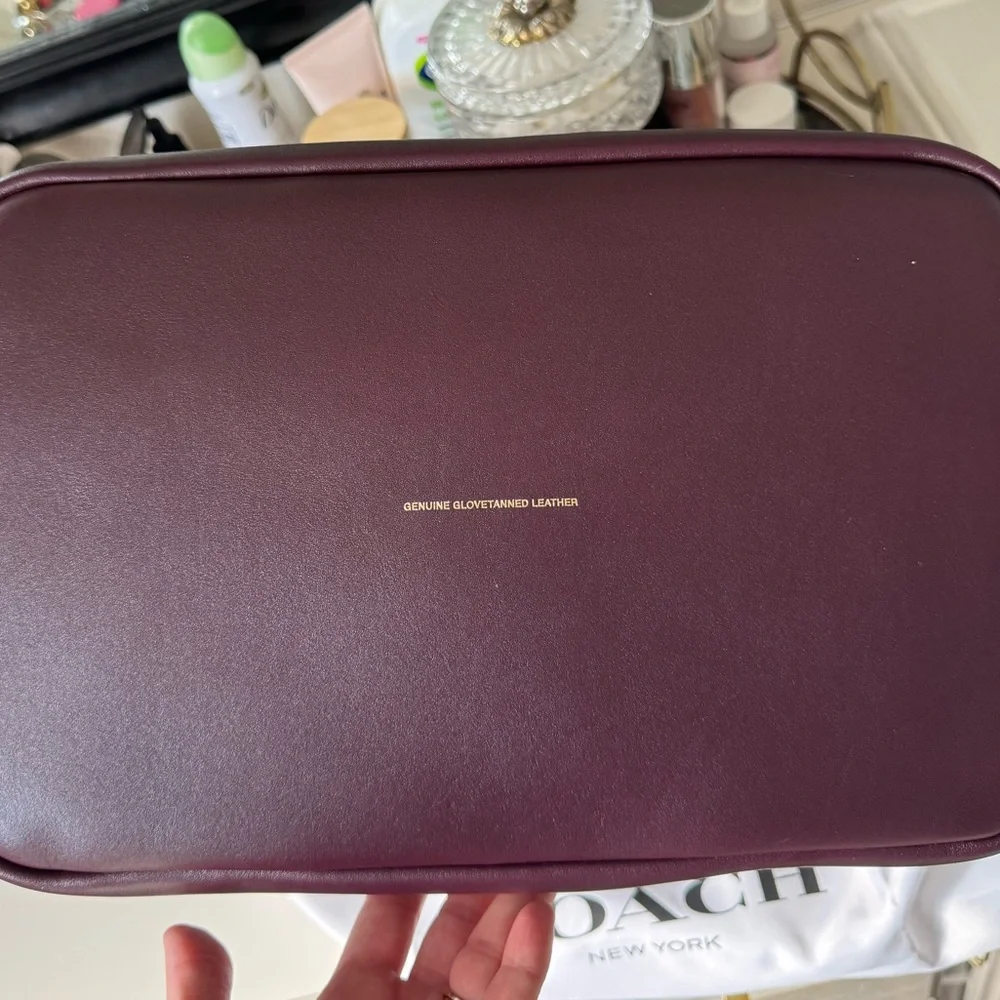 Coach Large Kisslock Frame Bag - Picture 7 of 16